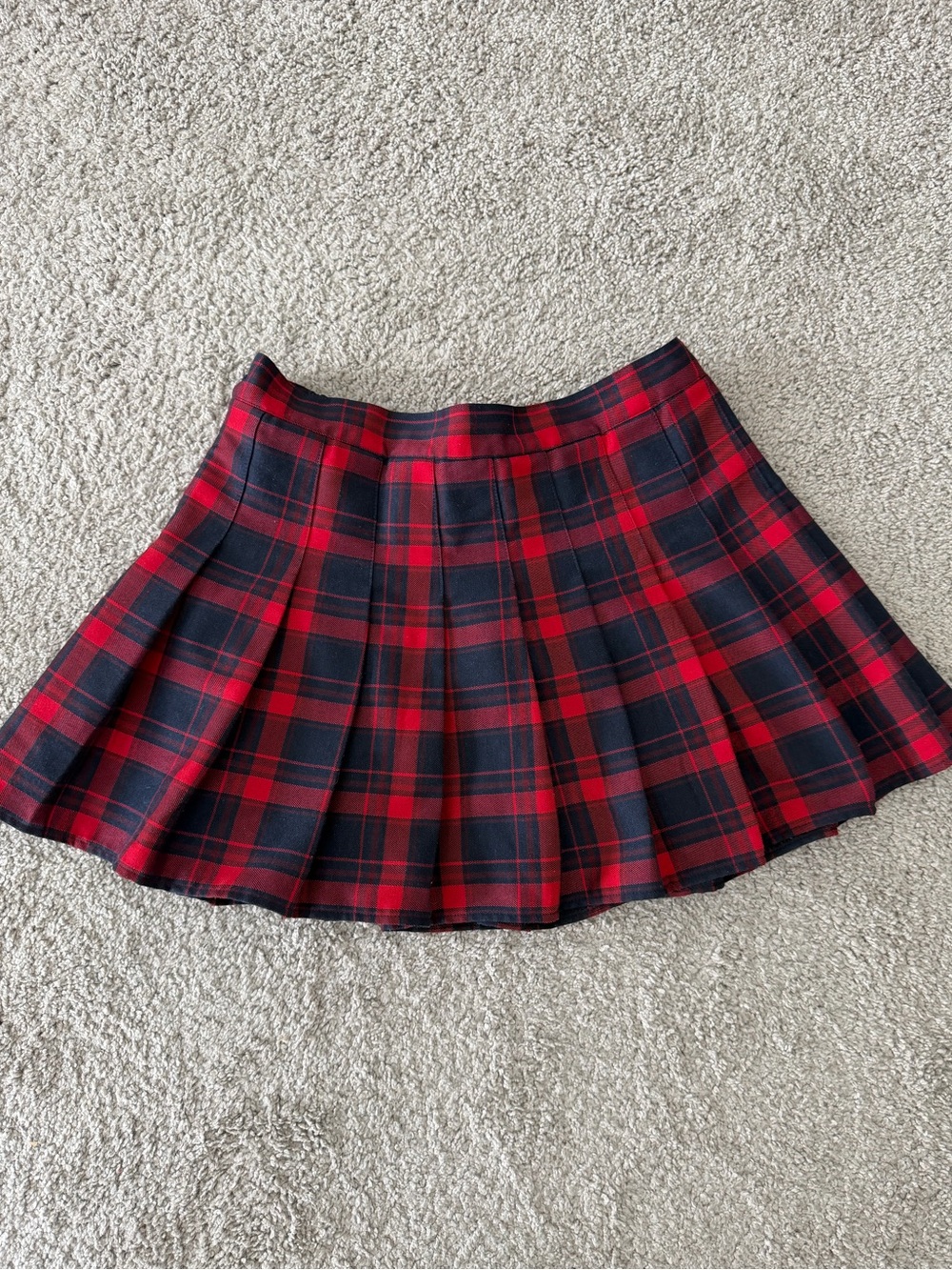 Women's Red & Black Plaid Pleated Skirt size 8-10